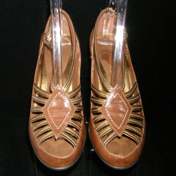 Aerosoles Vacant Cot brown leather heels 9.5B - Picture 8 of 8